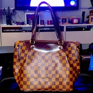 Louis Vuitton Handbag